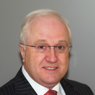 Martin Bragg